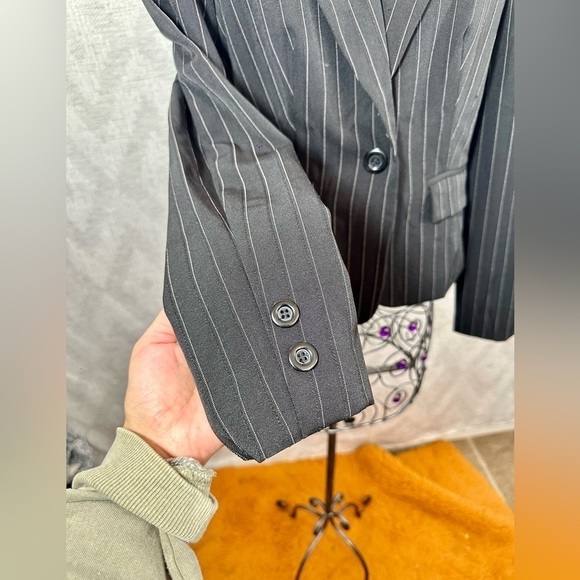 NWT Y2K XOXO pinstripe blazer size S - Picture 2 of 9